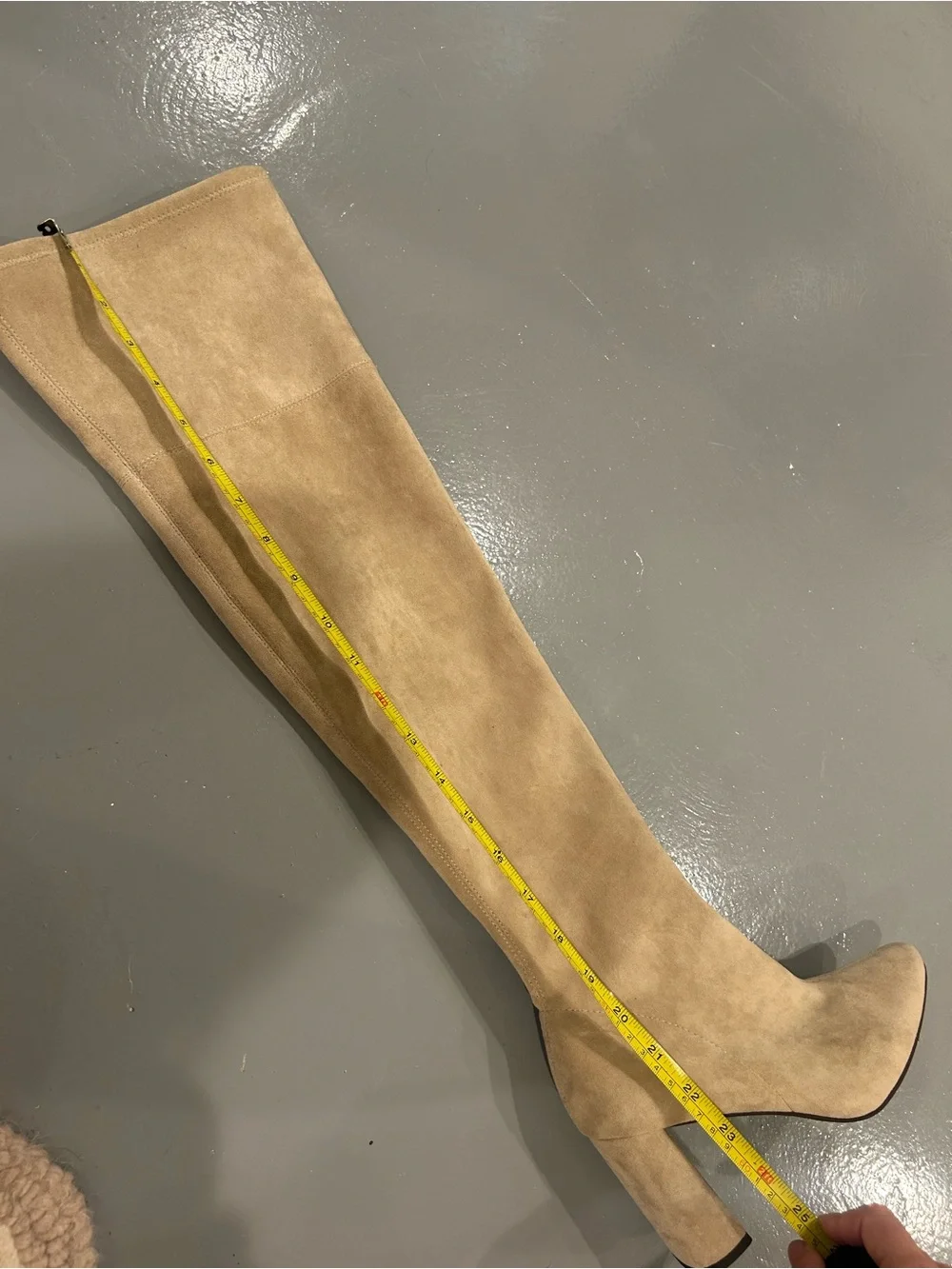 N/A elegant knee